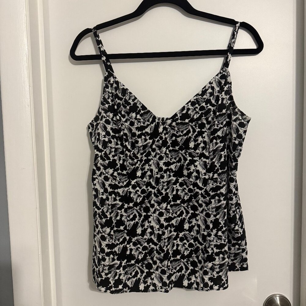 Madewell V-Neck Camisole - Size 8 - NWOT